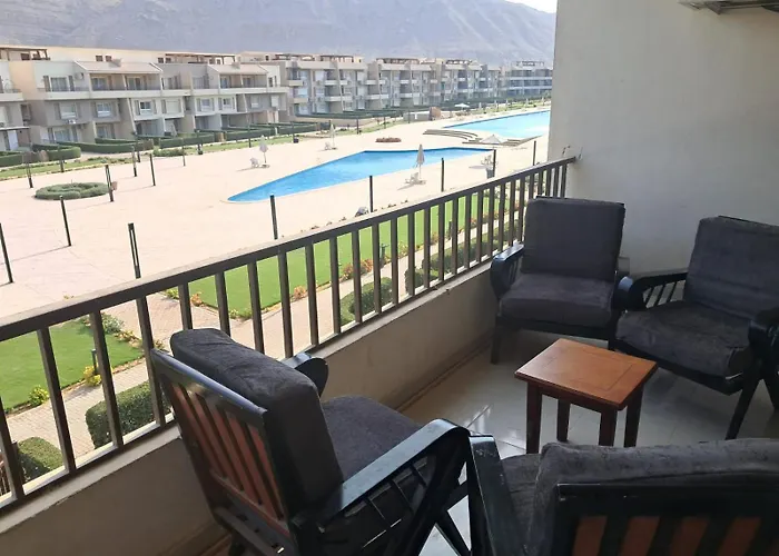 Morano Wadi Degla العين السخنة